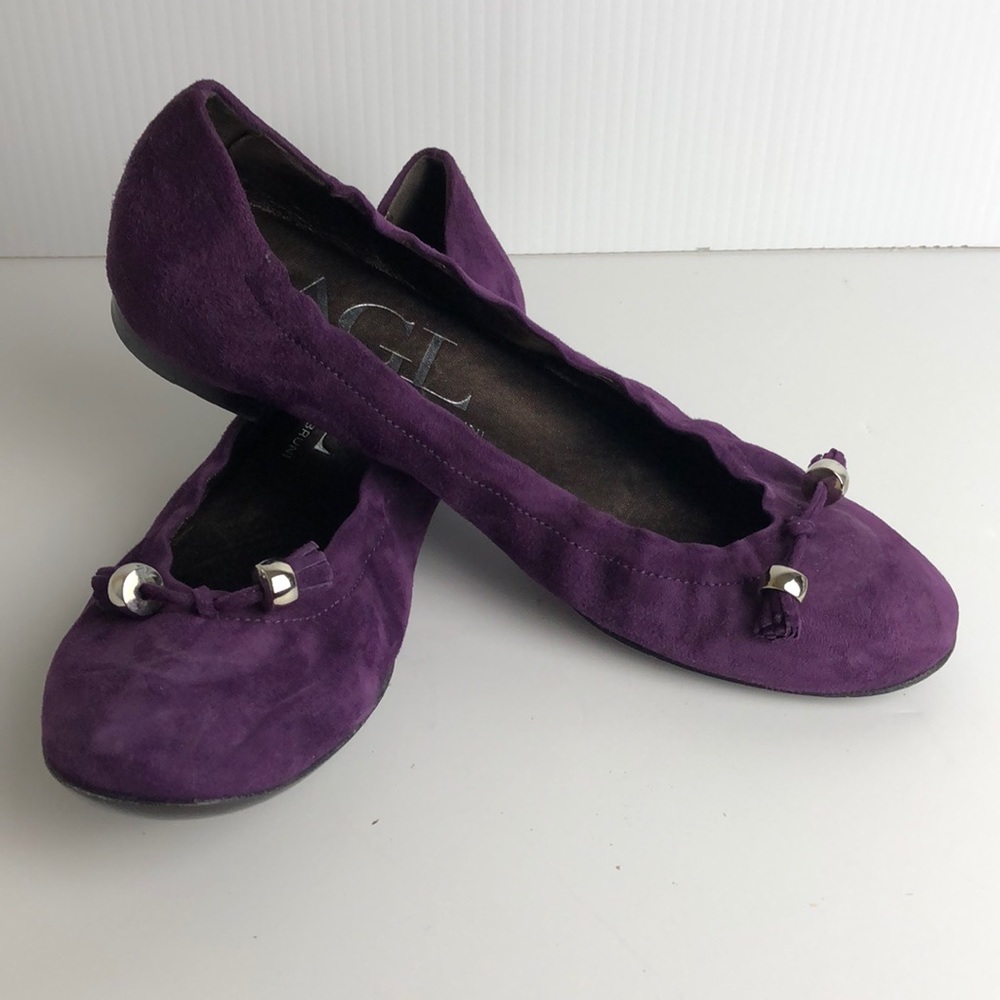 Suede flats